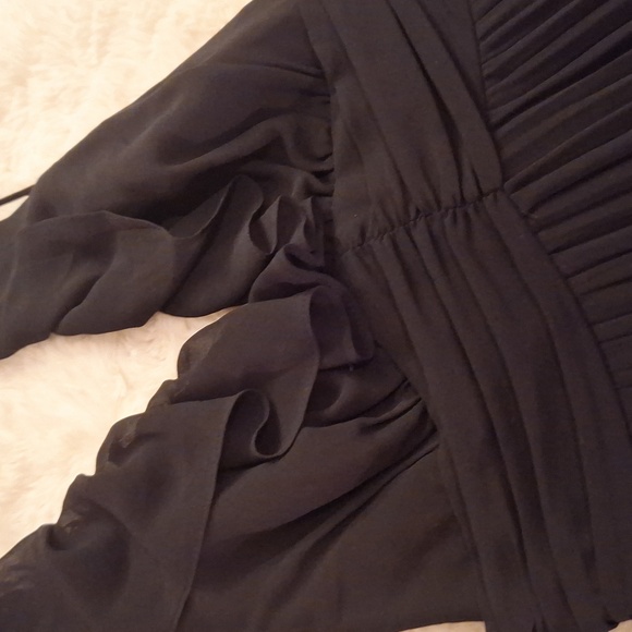 BNWT BCBGeneration Black Beautiful  Cocktail Dress Shrt w Pleat Skirt Size 4 - Picture 3 of 11